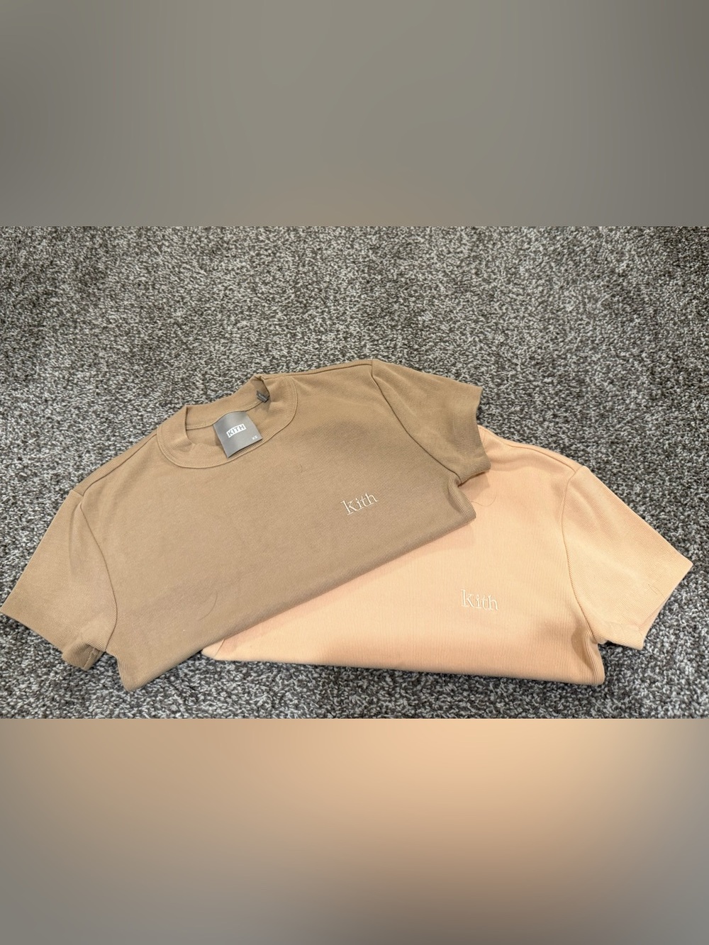 Kith  Short Sleeve Tee - Tan & Peach
